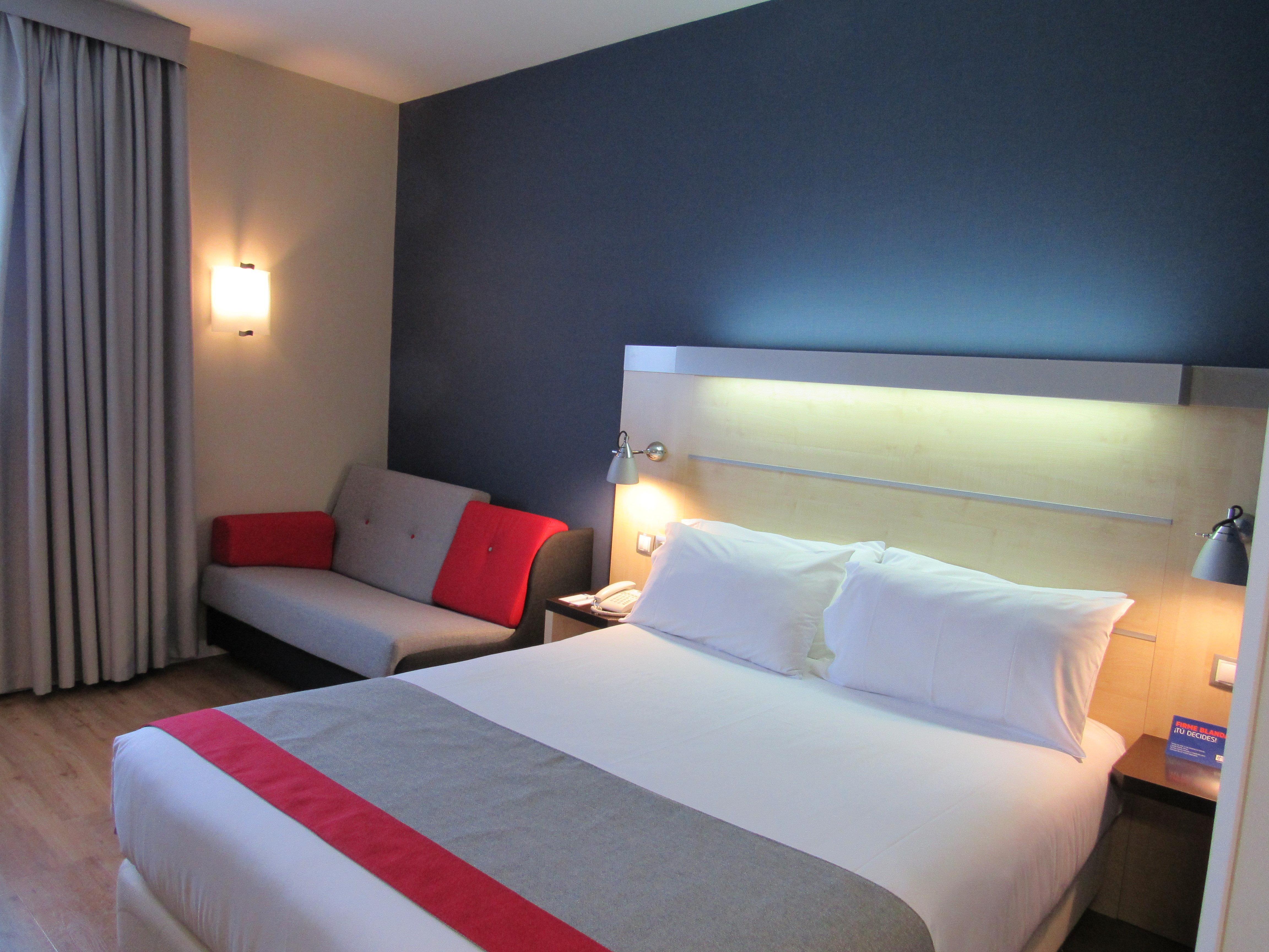 Holiday Inn Express Madrid-Getafe By Ihg Zewnętrze zdjęcie