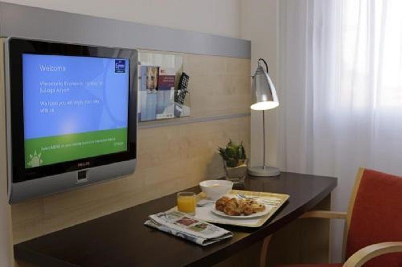 Holiday Inn Express Madrid-Getafe By Ihg Zewnętrze zdjęcie