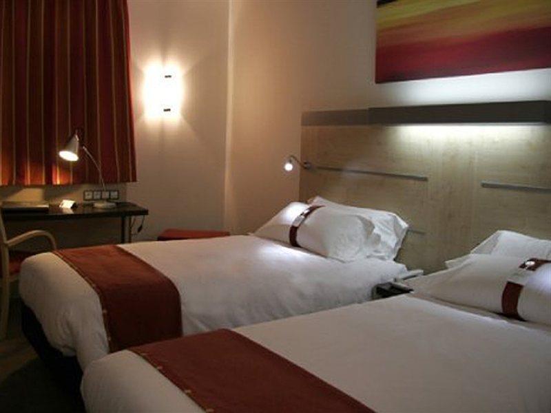 Holiday Inn Express Madrid-Getafe By Ihg Zewnętrze zdjęcie